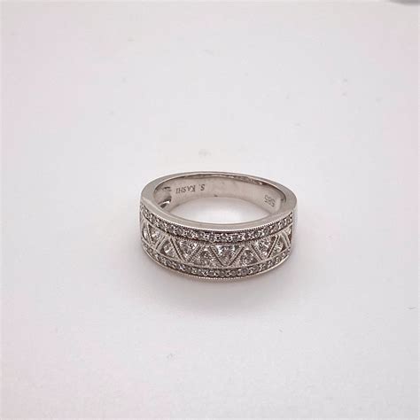 diamond wedding band