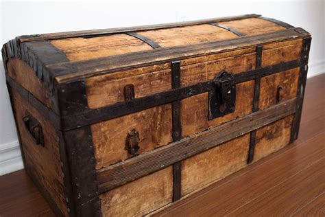 antique wood chest rugged primitive rustic wood storage trunk cottage cabin decor