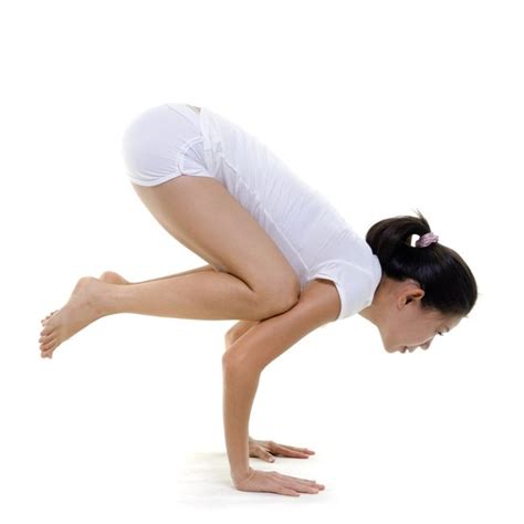 bakasana crow posehow    benefits kundalini yoga poses