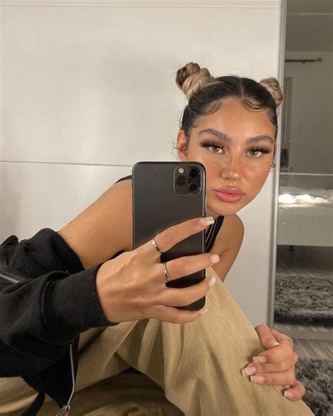 Instagram Up Hairstyles Mirror Selfie Beautiful Hair