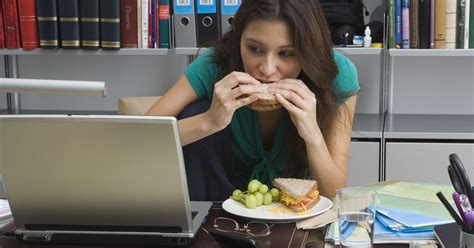 Eating At Your Desk Is Terrible For You And Your Work