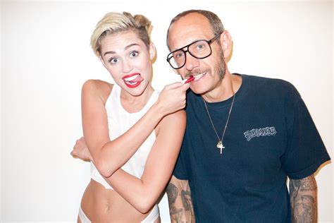 miley cyrus and terry richardson s alleged feud