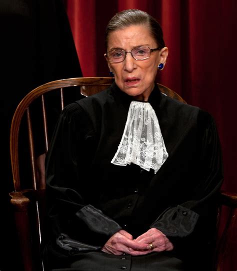 The Meaning Of Ruth Bader Ginsburg S Lace Collar The New York Times