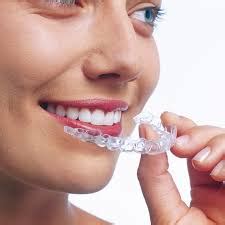 effective method  clean invisalign retainer  dental