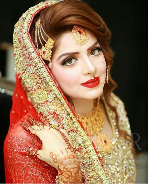 bride hair style and jewllry pakistani bridal makeup pakistani bridal hairstyles bridal