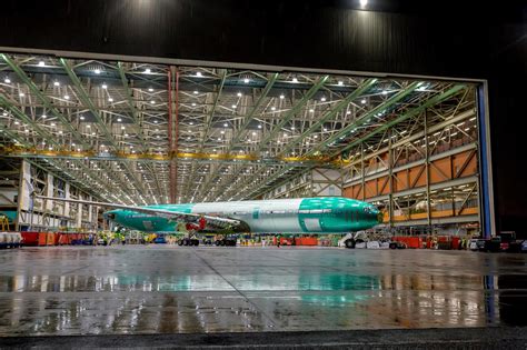 Beyond The Carrier Deck A Glimpse At The 777x Folding