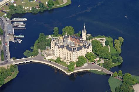 schweriner schloss places ive  explore views palaces water