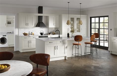 shaker classic kitchens ak fitted interiors
