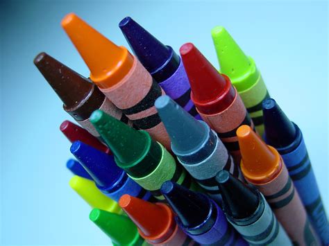 crayola boots dandelion  bluish crayon    named wdet
