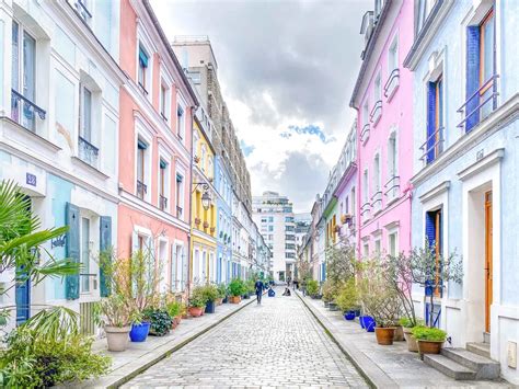 famous streets  paris  visit gringa journeys