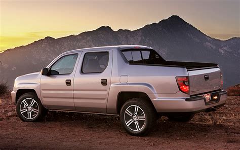 honda ridgeline information   momentcar