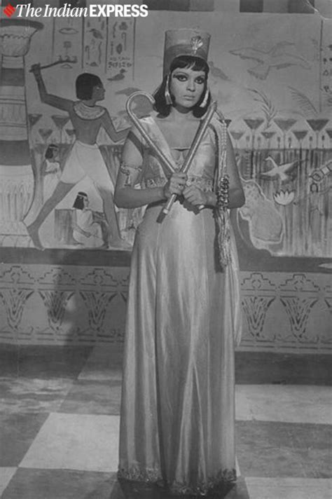 zeenat aman turns 68 a look at rare photos of the bollywood diva
