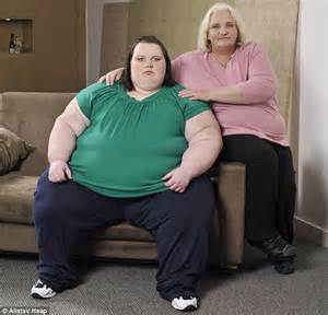 Britain S Fattest Teenager Georgia Davis Loses 14st In Hospital Daily