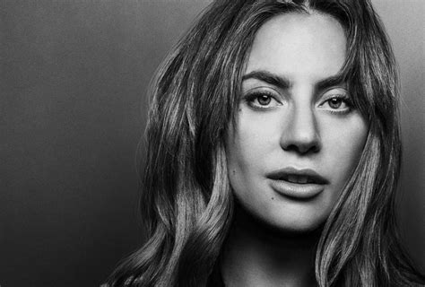 Lady Gaga Is Unrecognizable In A Star Is Born Trailer