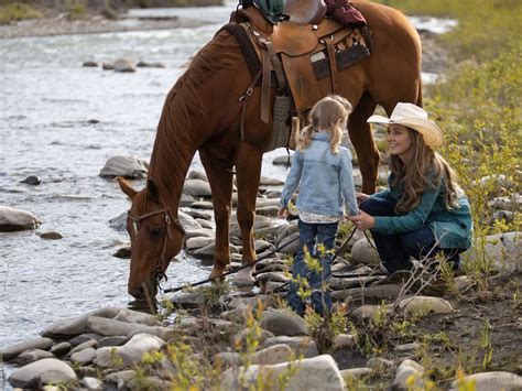 season  finds heartland characters moving   grief  loss