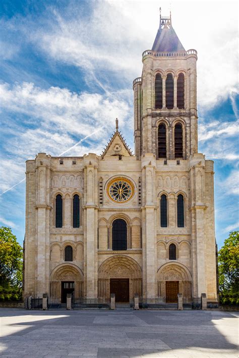 guide   basilica cathedral  saint denis paris royal mausoleum  geographical cure