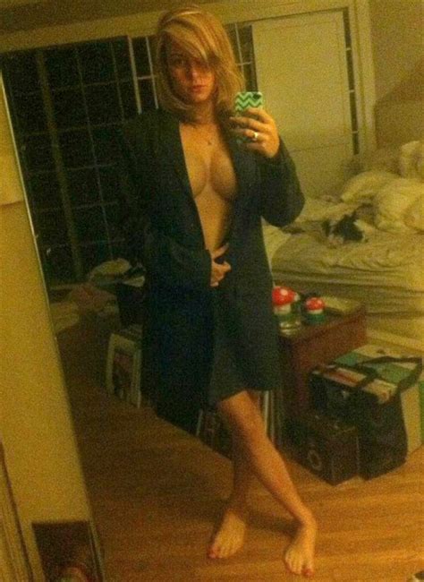 captain marvel star brie larson nude leaked icloud photos celebrity leaks