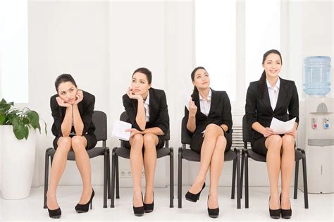 essential job interview tips  women boulo solutions
