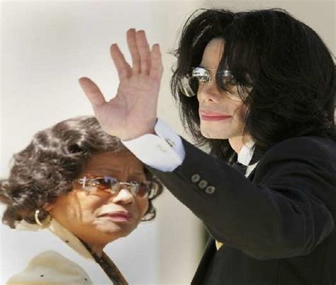 Michael And His Mother Katherine Michael Jackson Photo 32325104