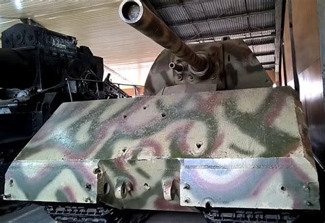 maus super heavy ww tank panzerkampfwagn viii kubinka tank museum