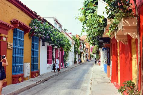 cartagena colombia   places  visit eat relax