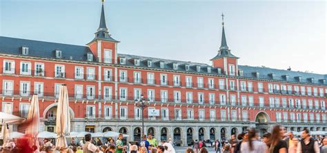 dormir en plena plaza mayor ya es posible diarioabiertodiarioabierto