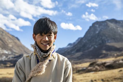 xinhua headlines young tibetan   face  idyllic rural life