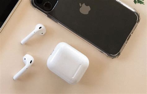 vodafone offering  apple airpods  iphones  vodafone unlimited plans geeky gadgets