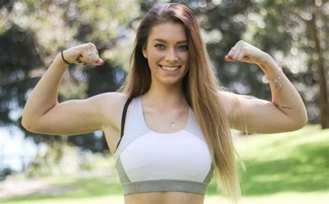 18 Year Old Was Suicidal But Then She Hit The Gym