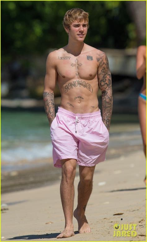 shirtless justin bieber at the beach fit males shirtless and naked