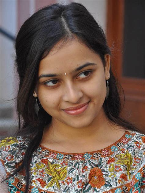 Sri Divya Stills Tamil Actress Tamil Actress Photos