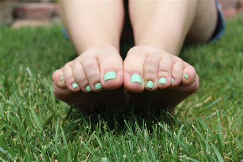 curled toes outdoor foot picture etsy