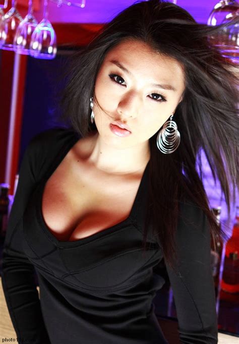 Hwang Mi Hee Hot And Sexy Korean Race Queen Big Hot