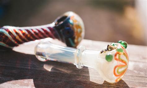 weed glass pipes clean