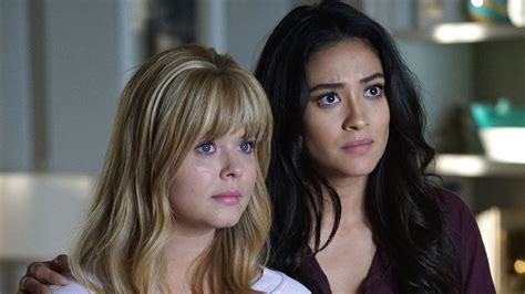 pretty little liars lesbian couple got a divorce and fans