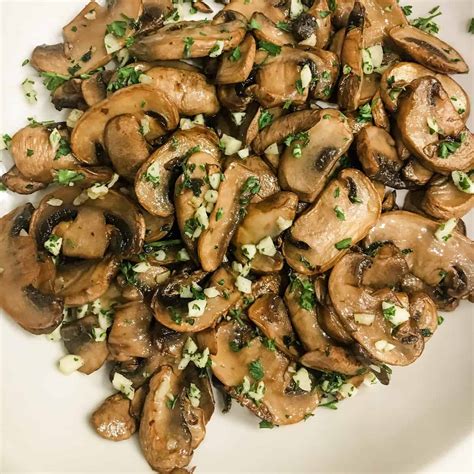 persillade de champignons mushrooms  garlic  parsley quaint french living