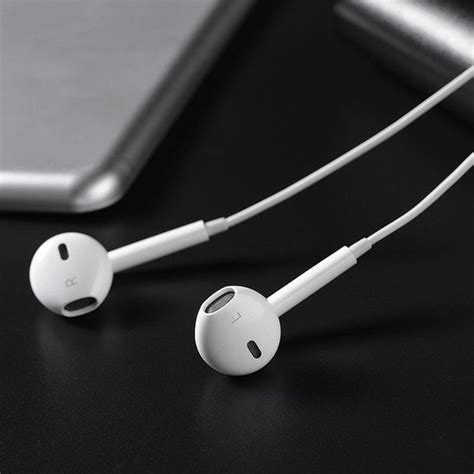 apple earpods mm met afstandsbediening en microfoon wit bolcom