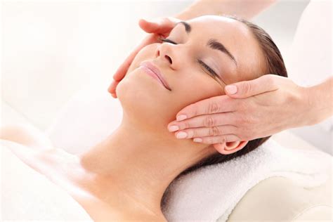 Relaxation Facial Massage Advanced Medical Aesthetics