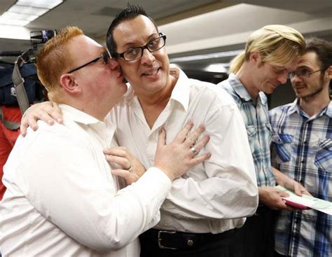 photo gallery gay marriage begins in broward keys as statewide ban is