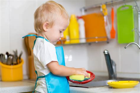 age  chores  children  chores boost kids confidence responsibility