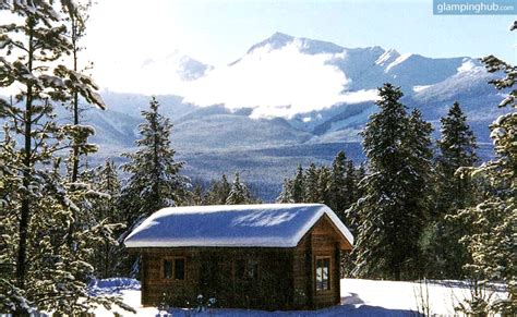 log cabin rentals  british columbia luxury camping  canada