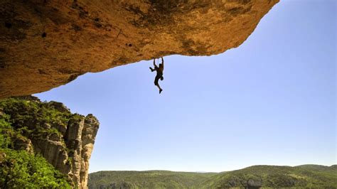 35 girl rock climbing wallpapers download at wallpaperbro