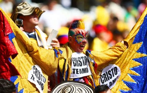colombian birdman craziest soccer fans askmen