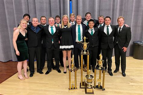 und flying team takes honors  national competition und today