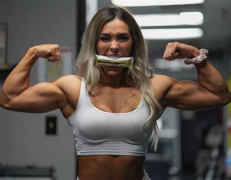 Girls With Muscle Big Muscles Instagram Curtidas