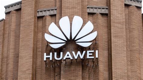 fcc prepares  ban  remove huawei equipment   networks pcmag