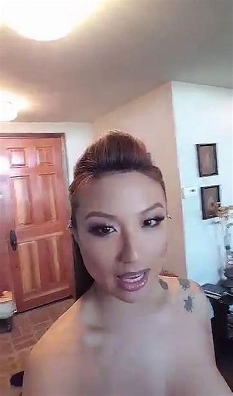pop minute jeannie mai topless snapchat fitting photos photo 2