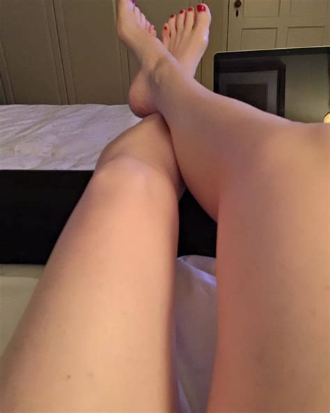 Rachael Harris S Feet