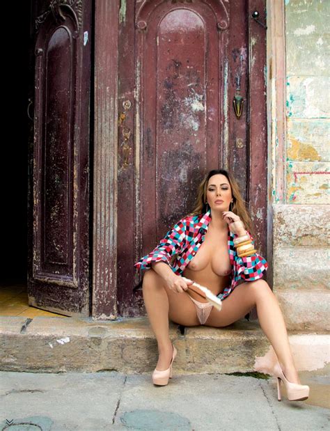 revista brasileira grátis juliana isen na revista sexy de novembro de 2016 videos de sexo
