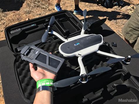 hands   gopros foldable karma drone